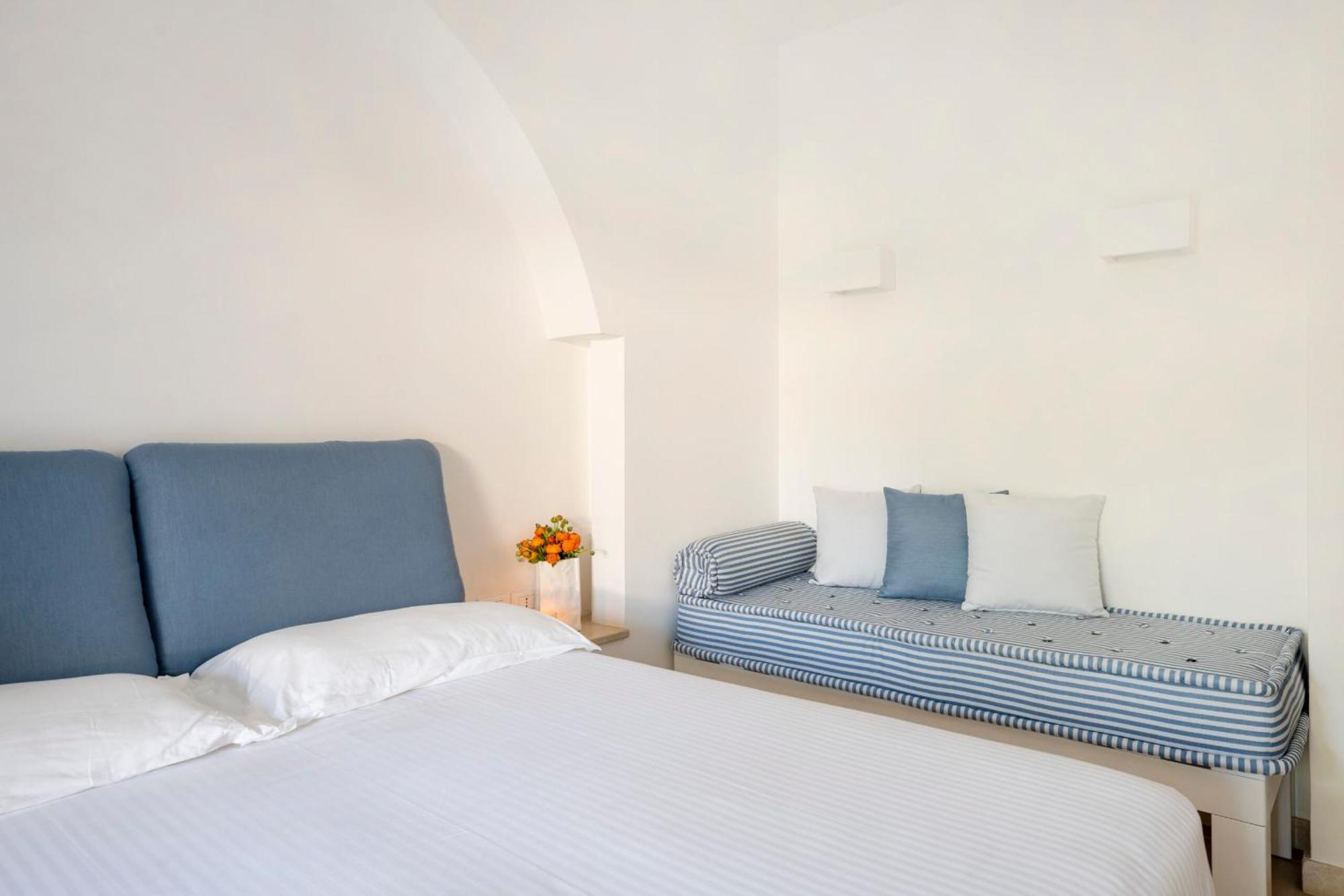 Ostuni A Mare Hotel Bagian luar foto