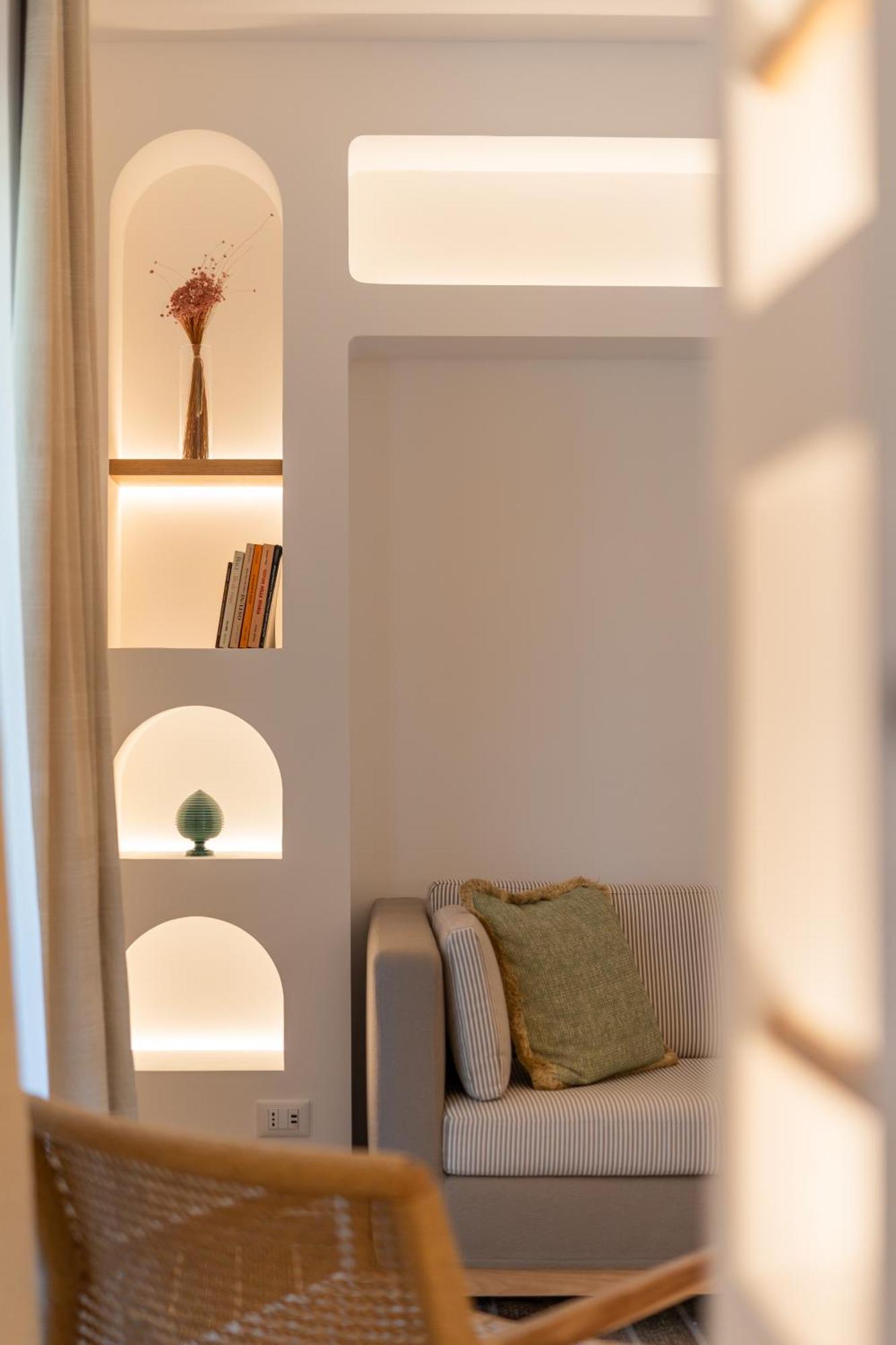 Ostuni A Mare Hotel Bagian luar foto