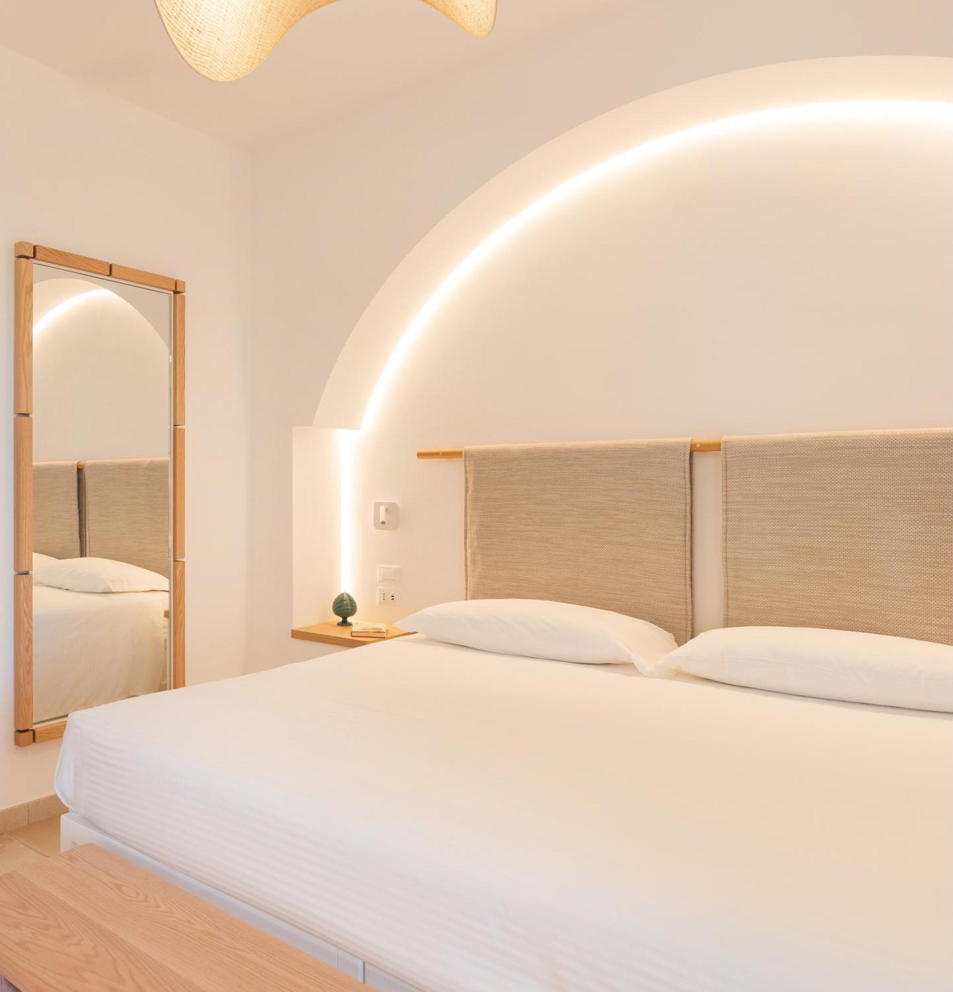 Ostuni A Mare Hotel Bagian luar foto